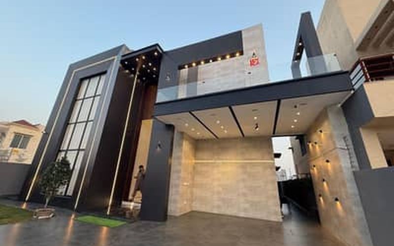 Bahria Lahore house for sale - 20 Marla Gorgeous House, Gulbahar Block