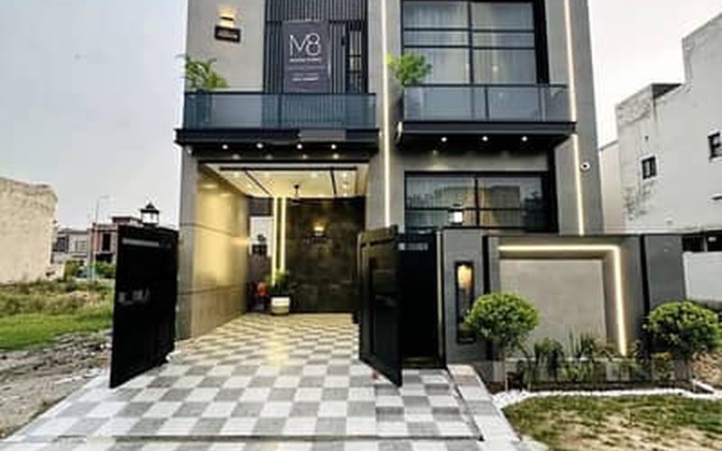 Bahria Lahore house for sale - Sector E gallery view