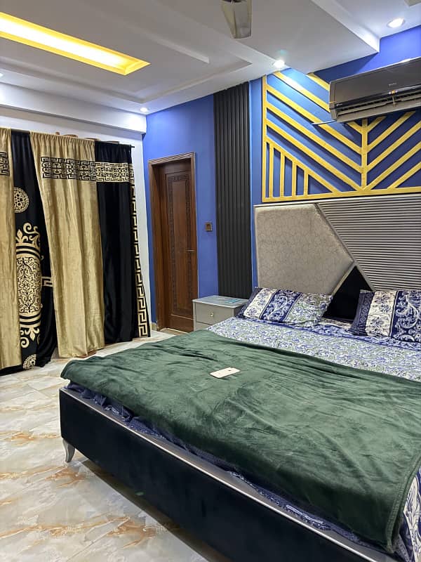 House For Rent in Bahria Town Lahore, 5 Marla Sector C House
