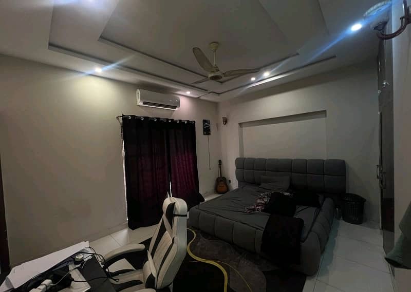 10 Marla Rafi Block House, gallery view