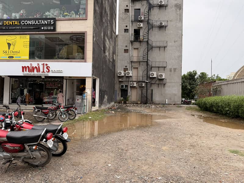 Plot for sale in Bahria Town Lahore, 2 Marla Commercial Plot Al Kabir